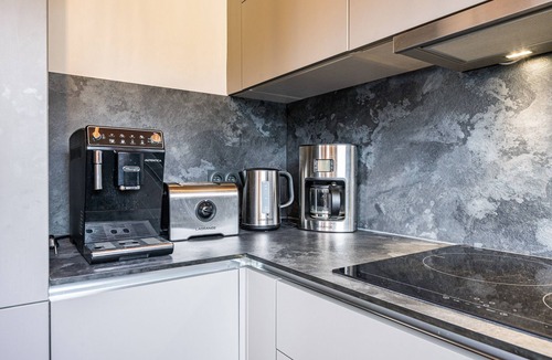 Les Saisies Apartment | Apartment 'Chalet B - o Saisies' with Mountain View, Balcony and Wi-Fi