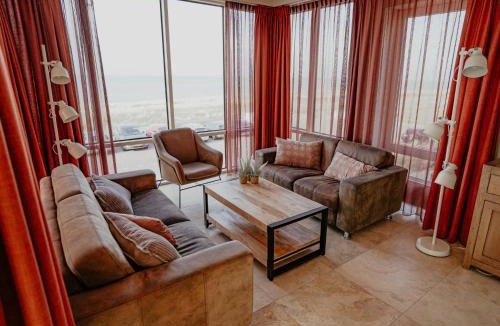 Egmond aan Zee Apartment | Apartment De Zeeparel by Interhome