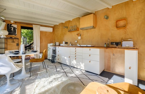 Saint-Jeannet Apartment | Apartment 'Ecoloft Avec Piscine' with Mountain View, Private Pool and Wi-Fi