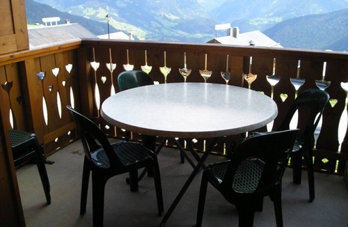 Bisanne 1500 Apartment | APARTMENT FACING MONT BLANC AND BEAUFORTAIN VALLEY