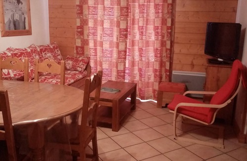 Bisanne 1500 Apartment | APARTMENT FACING MONT BLANC AND BEAUFORTAIN VALLEY