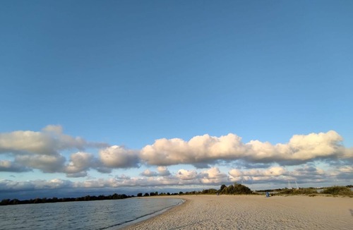 Medemblik House | Apartment Ijsselmeer with direct water access and own jetty