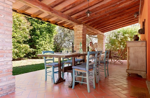 Montecastello Apartment | Apartment 'Il Fienile' with Shared Pool, Garden and Wi-Fi