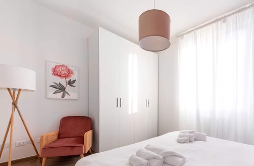 San Donato Apartment | Apartment in Bologna with 1 bedrooms sleeps 4