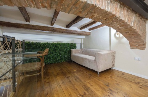 Historic Center Apartment | Apartment in Bologna with 1 bedrooms sleeps 4