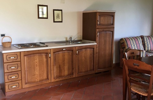 Capolona Apartment | Apartment in Capolona with 2 bedrooms sleeps 3