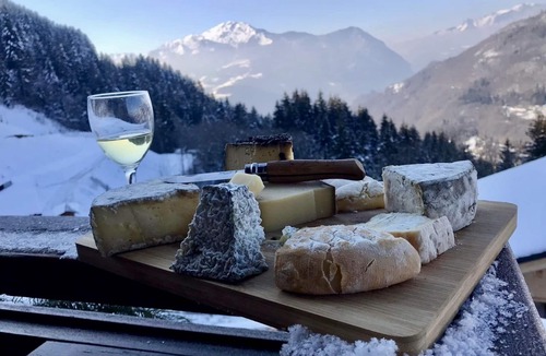 Cohennoz Ski Chalet | Apartment in individual chalet, Crest-Voland-Cohennoz, Les Saisies