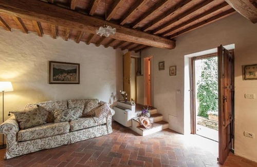 Sesto Fiorentino Apartment | Apartment in historic villa with swimming pool near Florence