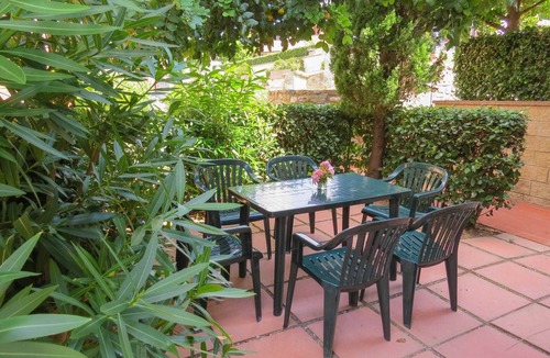 Pomaia Apartment | Apartment in townhouse, terrace, panoramic view, 3 rooms 6 pers