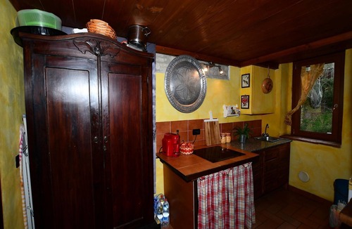 Rignano sull'Arno House | Apartment with pool, Rignano