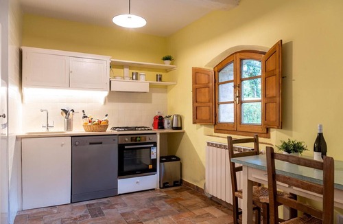 Ponte di Gabbiano Apartment | Apartment 'La Banditina' with Private Terrace, Wi-Fi and Air Conditioning