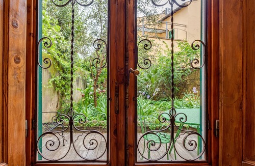 Le Cure Apartment | Apartment 'La Casa Vintage' with Private Garden, Wi-Fi and Air Conditioning