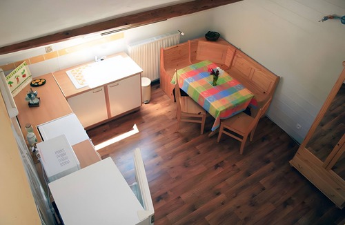 Verthier Apartment | Apartment 'La Grange' with Mountain View