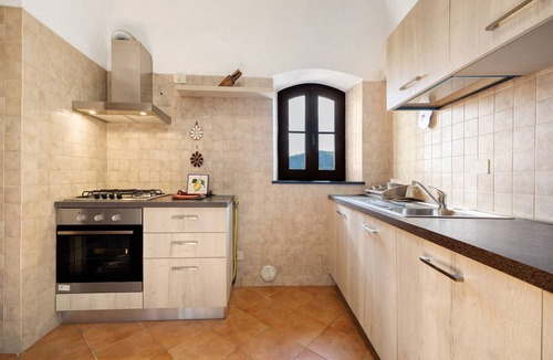 Finale Ligure Apartment | Apartment 'Le Case Del Sole - Il Rustico' with Sea View, Wi-Fi and Air Conditioning