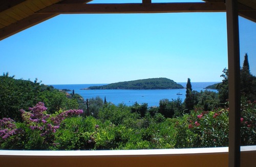 Molunat Apartment | Apartment Luna - One Bedroom Apartment with Terrace and Sea View (Molunat)