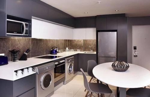 Sandown Apartment | Apartment - Sleeps 4 - Pool - Balcony - Parking