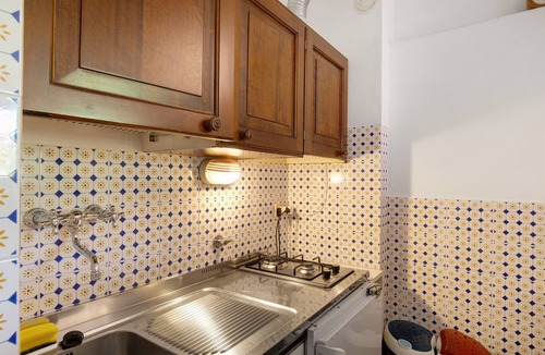 Manarola Apartment | Apartment 'Starfish' with Sea View and Wi-Fi
