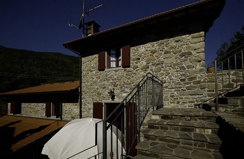 Cutigliano Apartment | Apartment surrounded by the Tuscan countryside and with a heated pool