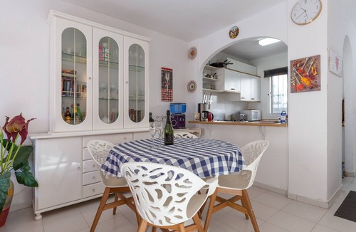 Torreblanca Apartment | Apartment "Urbanización Casablanca" with Shared Pool, Wi-Fi, A/C, Terrace & Garden