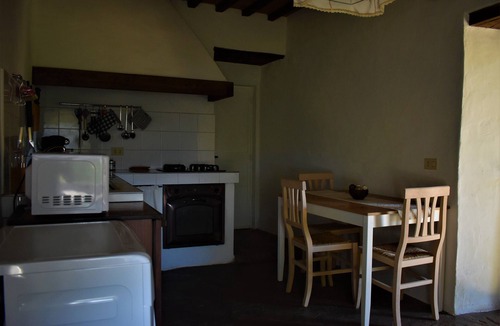 Londa House | Apartment with swimming pool