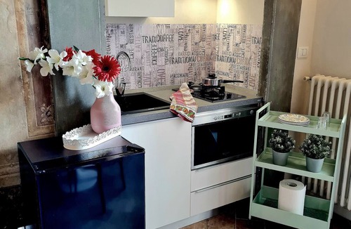 Pistoia Apartment | Apartment with terrace, parking A/C, Wi-Fi, in the old town