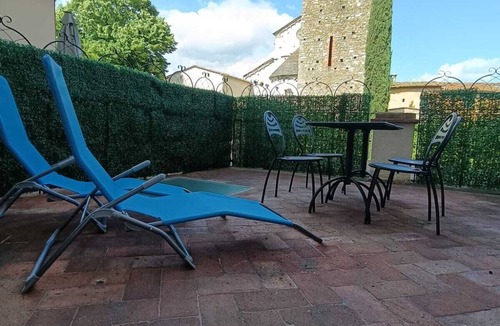 Pistoia Apartment | Apartment with terrace, parking A/C, Wi-Fi, in the old town