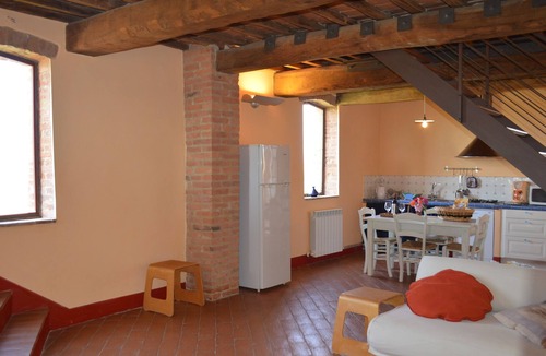 Torre A Castello Apartment | Apartment with wonderful view in the Crete Senesi