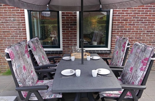 Egmond-Binnen House | Apartment with west-facing garden for 4 people, Holiday home, Egmond, Alkmaar, Beach