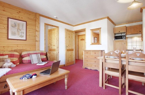 Notre-Dame-de-Bellecombe Condo | Appart Près des Pistes | Accès Piscine + Sauna