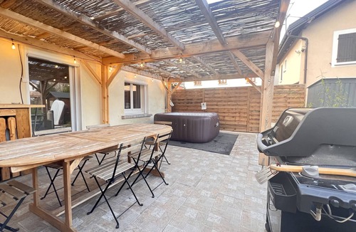 Albertville Apartment | APPART COSY SPA