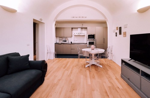L'antico Ghetto Ebraico Apartment | Appartamento alle Due Torri by Wonderful Italy