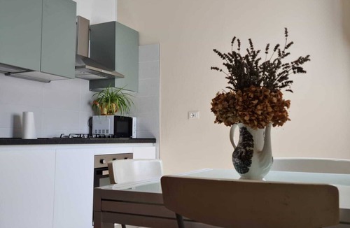 Castenaso Apartment | Appartamento -cedro del Libano con Giardino e Parcheggio Privato