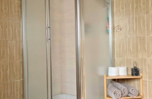 Castenaso Apartment | Appartamento -cedro del Libano con Giardino e Parcheggio Privato