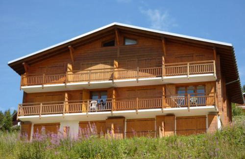 Les Saisies Apartment | Appartement 2 pièces Les Saisies, haut de la station, 6 personnes, balcon. - FR-1-594-74
