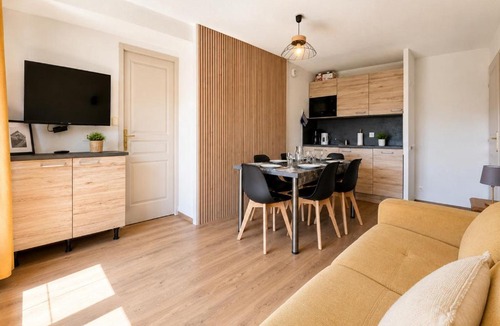 Flumet Apartment | Appartement cosy au pied des pistes avec piscine - FR-1-505-213