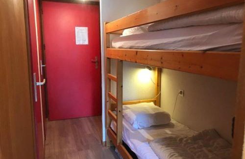Areches Apartment | Appartement cosy pour 4, au cœur du village, proche des pistes et avec piscine estivale - FR-1-342-173