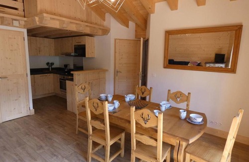 Beaufort Apartment | Appartement spacieux au cœur du village - 8 pers. - FR-1-886-129