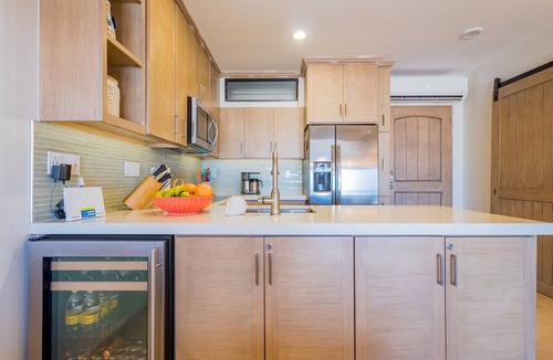 San Jose del Cabo Condo | Aqua Blue Serenity.Chic romantic seaside sanctuary in boutique 5-star resort.