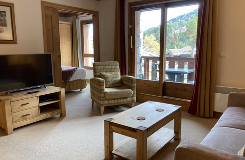Arc-1950 Apartment | Arc 1950, Large 1 BR overlooks the "jardin de neige", youngest kids' ski school
