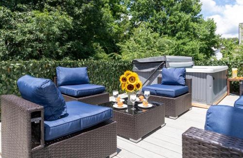Kernersville Apartment | Arcade, Ping Pong, Hot Tub, Gas Grill, & King Bed