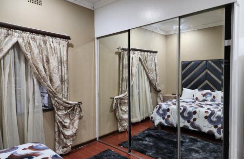 Greater Johannesburg Metropolitan Area Bed & Breakfast | Arcon 12