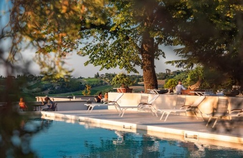 Ponte Abbadesse House | Art Deco Villa Art deco villa immersed in a centuries-old park