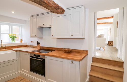 Blockley House | ASHTON HOUSE, pet friendly, character holiday cottage in Blockley