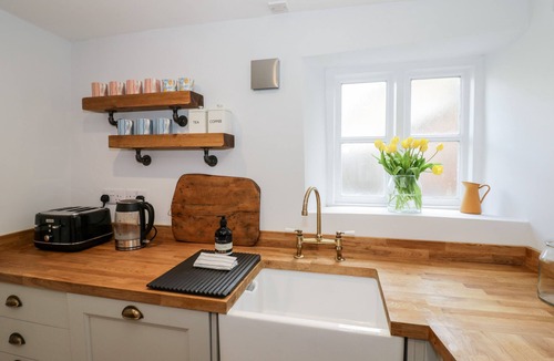 Blockley House | ASHTON HOUSE, pet friendly, character holiday cottage in Blockley