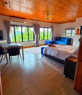 Rustenburg Apartment | At Rosies on Robin - Luxury & Comfort