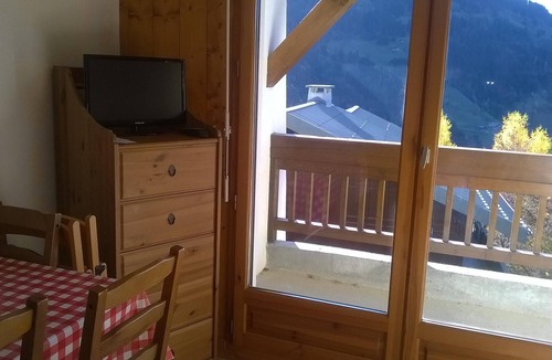Hauteluce Apartment | at the foot of the slopes in a typical Savoyard village