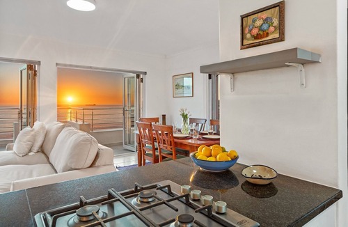 Bloubergstrand Apartment | Atlantic Terraces Penthouse