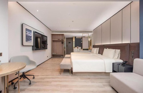Central Business District Hotel | Atour X Hotel Gangxia Shenzhen Convention Center Branch