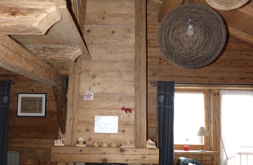 Hauteluce Apartment | Aux Saisies, in a former alpine farmhouse, Appt 145m²-12p