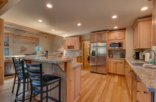 Pioneer Trail House | Available for Celebrity Golf Tahoe at its finest, AC, EV charger, hot tub